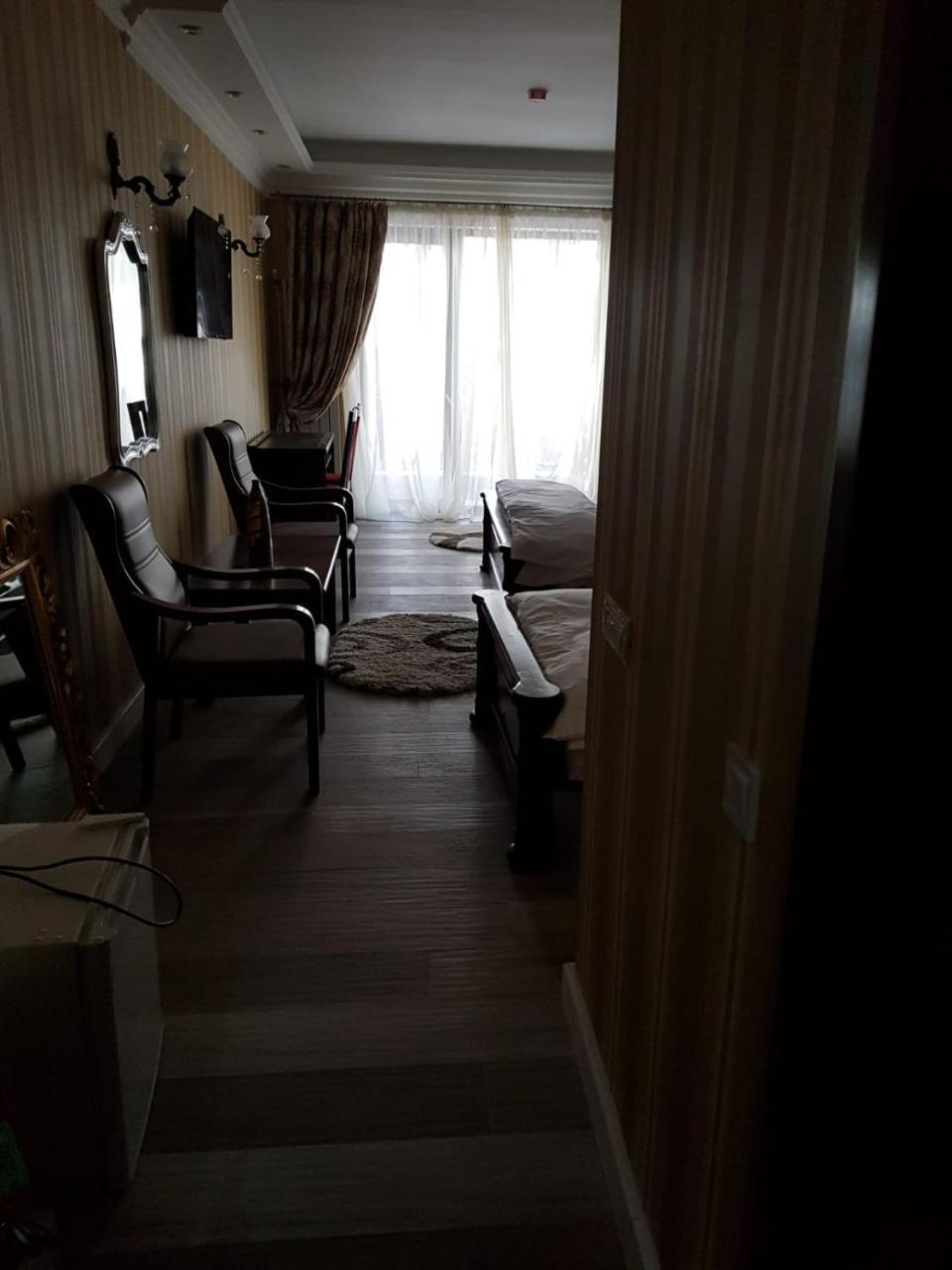 Edy'S Royal Predeal Hotel Ngoại thất bức ảnh