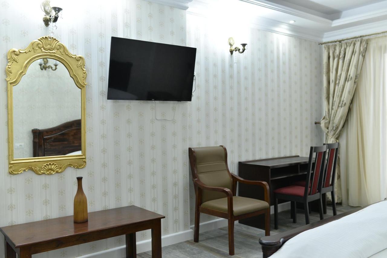 Edy'S Royal Predeal Hotel Ngoại thất bức ảnh