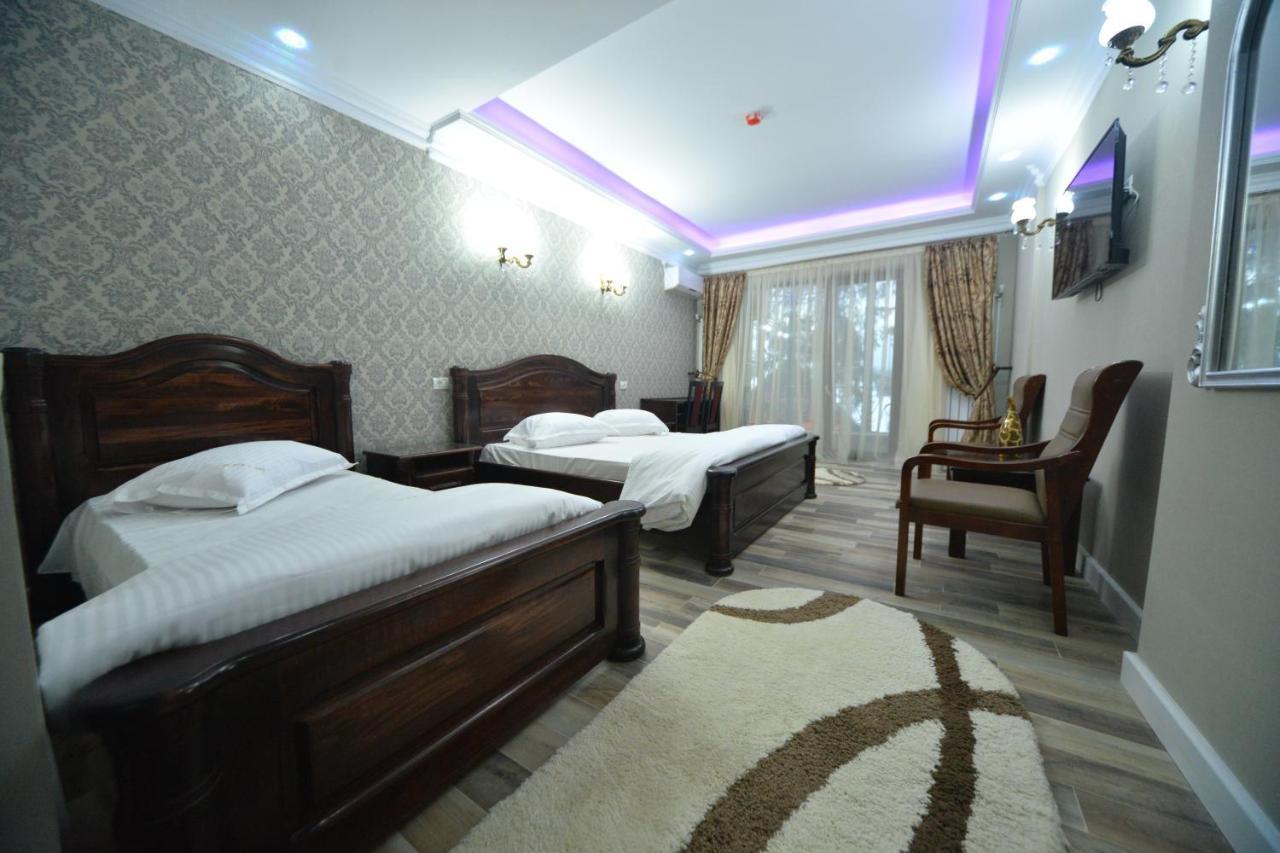 Edy'S Royal Predeal Hotel Ngoại thất bức ảnh