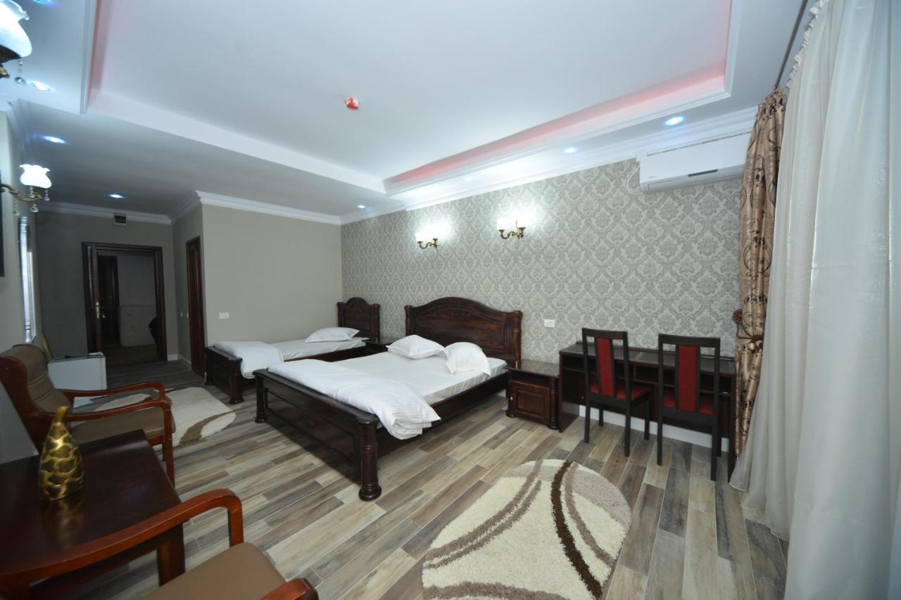 Edy'S Royal Predeal Hotel Ngoại thất bức ảnh