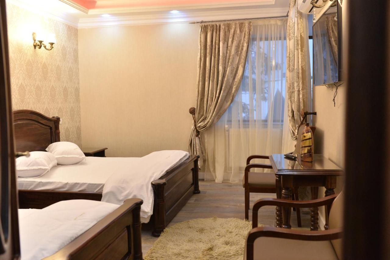 Edy'S Royal Predeal Hotel Ngoại thất bức ảnh